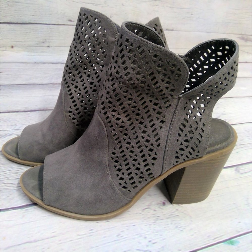 Madden Girl | Peep Toe Ankle Booties Open Toe Sandals Heels Size 7.5